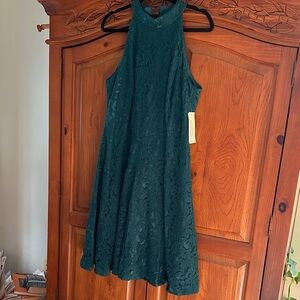 Elegant Green Lace Dress